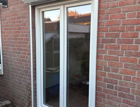 Kozijn en rolluik Linne