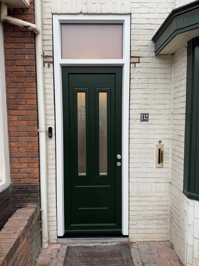 Voordeur Tuindeur en raamkozijn Roermond