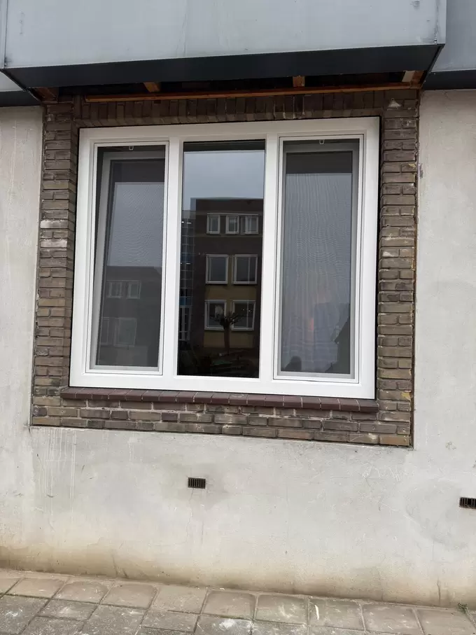 Complete woning voorzien van nieuwe Kozijnen Heerlen