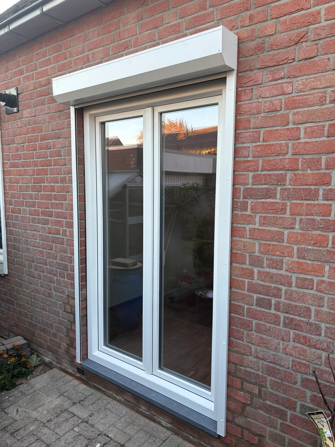 Kozijn en rolluik Linne